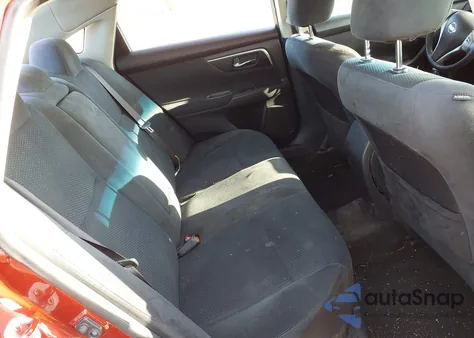 2015 Nissan Altima 2.5/2.5 S/2.5 Sl/2.5 Sv z USA, uszkodzony, nr VIN 1N4AL3APXFN378742